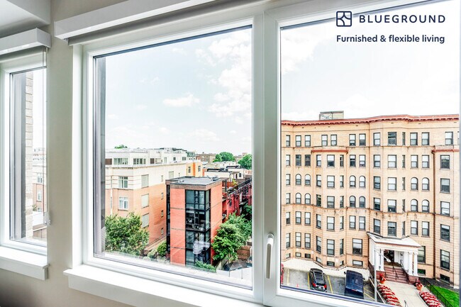 Foto del edificio - 2601 14th St NW