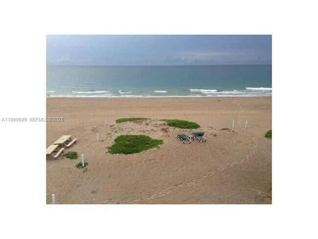 Foto del edificio - 716 Briny Ave