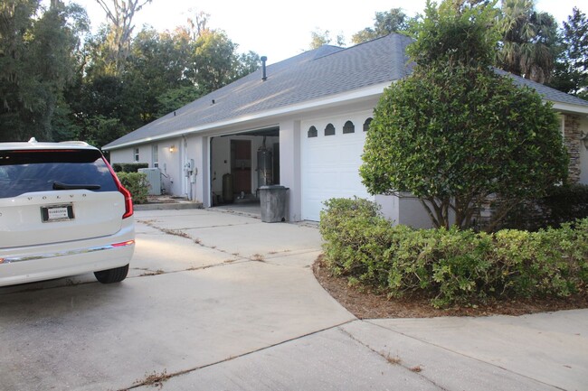 Building Photo - Beautiful Home in a Nice Neighborhood