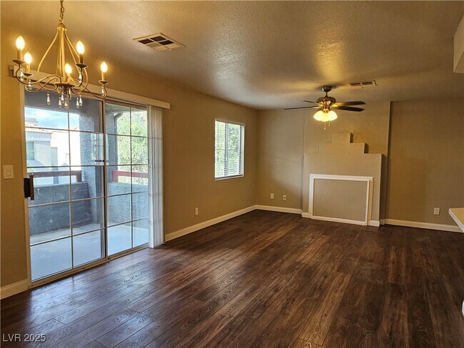 Foto del edificio - 8600 W Charleston Blvd