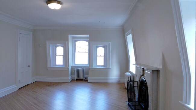 Living Room - 93 Remsen Street