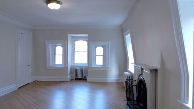 Living Room - 93 Remsen Street