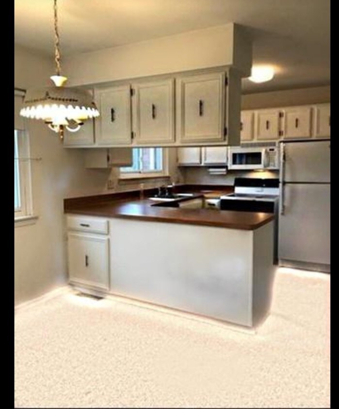 2383 Mulberry Square, Bloomfield Township, MI 48302 Condo for Rent in