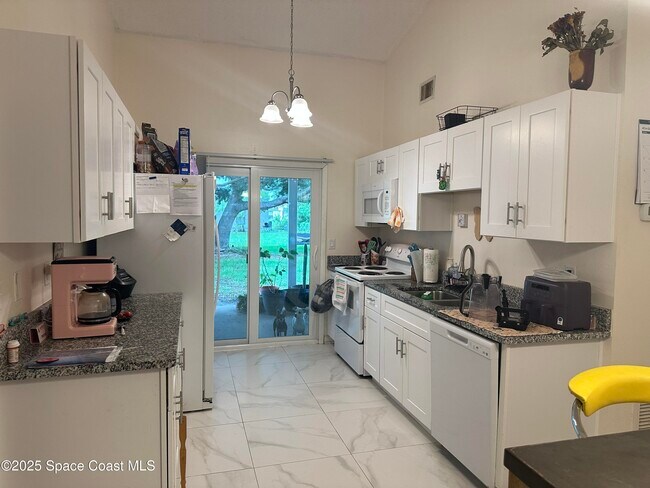 Building Photo - 1287 Lingen Ave NW