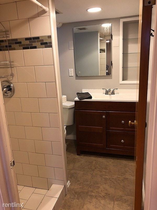 Building Photo - Studio, 1 bath House - 1100 East 2700 South B