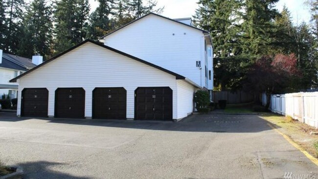 Building Photo - 25805 115th Ave SE