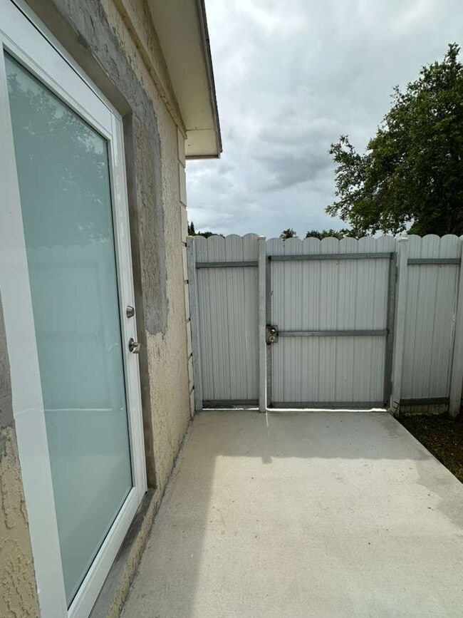 Photo - 14510 SW 105th Ave House