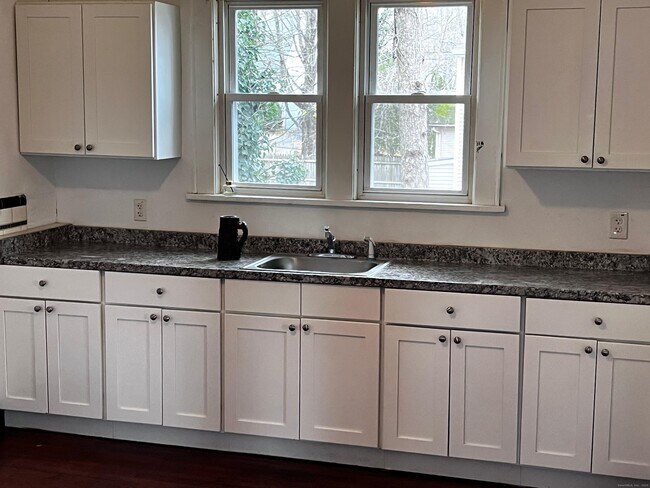 Foto del edificio - 128 Augur St