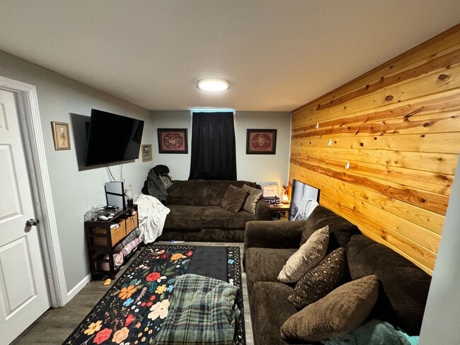 Foto del edificio - Newly updated 2 bedroom apartment