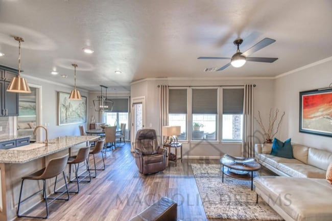 Building Photo - 2227 Kimball Dr