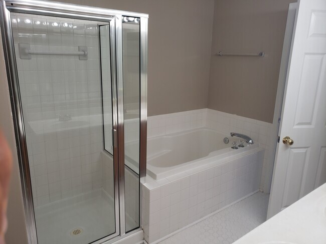 Foto del edificio - 300 Assembly Point Ct