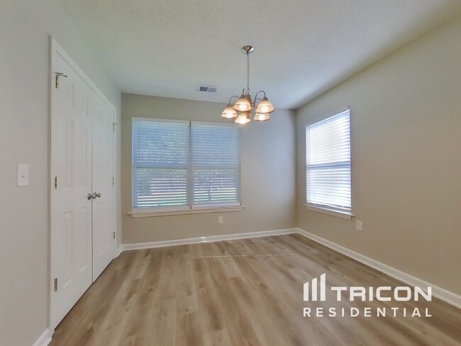 Building Photo - 4 Leyland Cypress Ct
