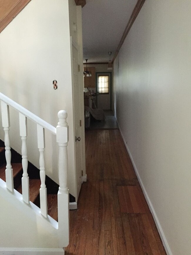 Foto del edificio - 3 bedroom row house located in desirable H...