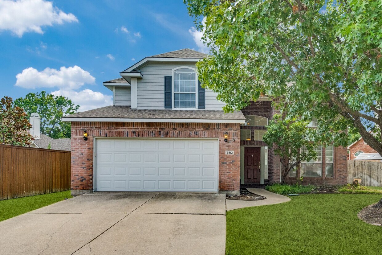 Primary Photo - 6813 Ashmont Dr