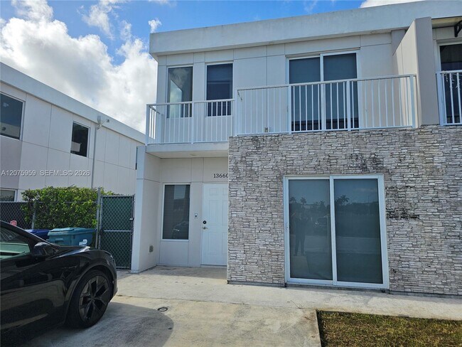 Foto del edificio - 13660 SW 260th St