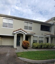 Building Photo - 116 SW Peacock Blvd