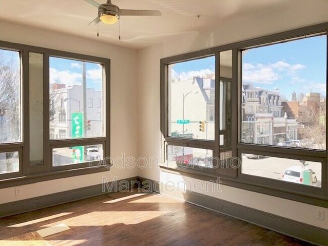 Building Photo - 205 N 3rd St