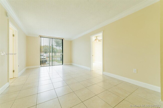 Building Photo - 2055 SW 122nd Ave