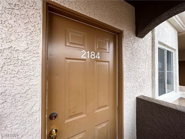 Building Photo - 9303 Gilcrease Ave