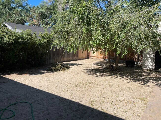 Foto del edificio - 1135 Hardesty Dr