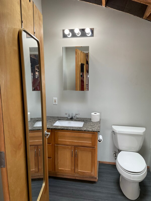 Building Photo - 2510 Filbert St