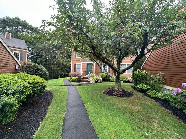 Foto del edificio - 151 Foxbridge Village Rd