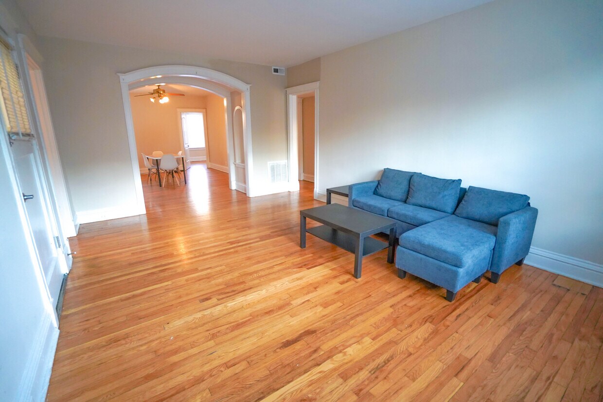Foto principal - 760 Syracuse Ave