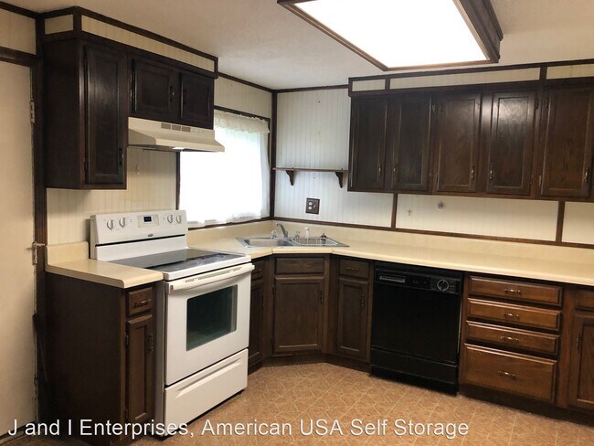 Building Photo - 3 br, 1 bath House - 360 Sherwood Drive West