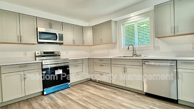 Building Photo - 3104 N 19th St