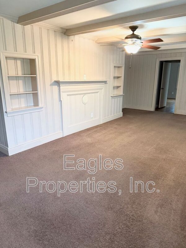 Building Photo - 1509 HWY 91 N