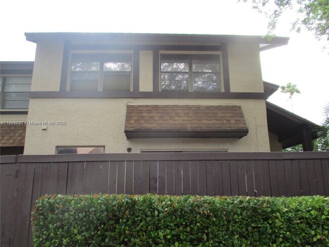 Foto del edificio - 1760 Bayberry Dr