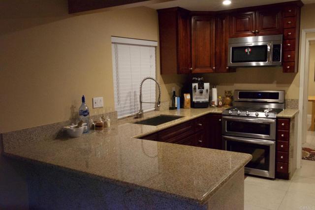 Foto del edificio - 411 Windjammer Cir