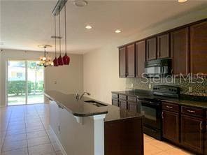 Building Photo - 2095 Velvet Leaf Dr