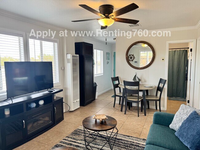 Foto del edificio - Super Cute Furnished Beach Cottage!