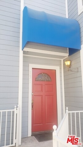 Foto del edificio - 3075 Foothill Blvd