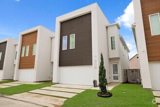Building Photo - 5415 Robusto Pl