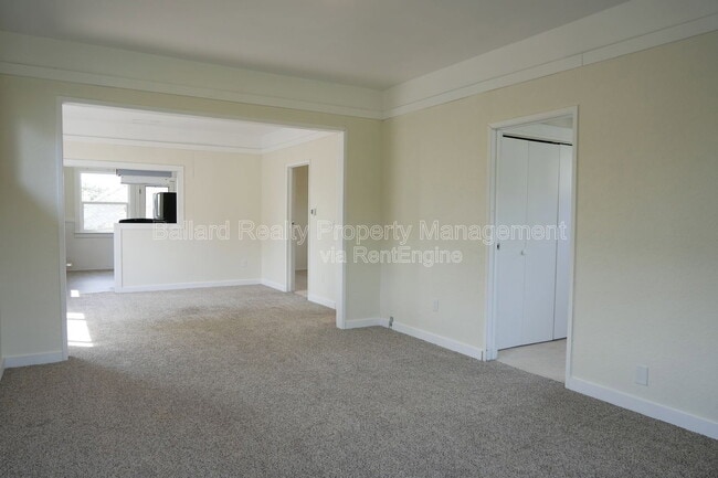 Foto del edificio - 6711 4th Ave NW