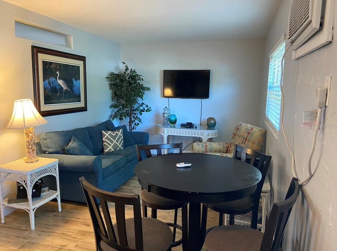 Photo - 2807 41st Ave N (Saint Petersburg, FL)