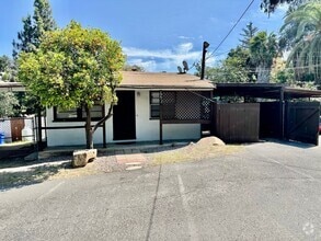Building Photo - 2941 E Vista Way