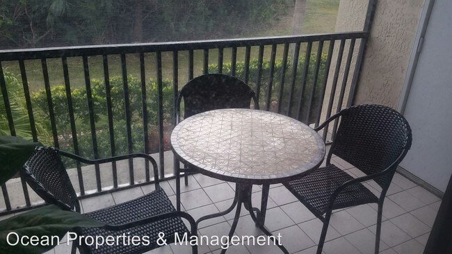 Building Photo - 402 Bouchelle Dr
