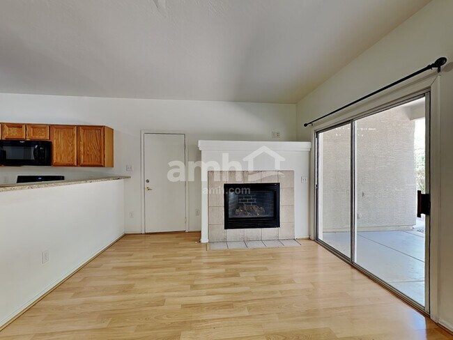 Foto del edificio - 3926 W Ellis St
