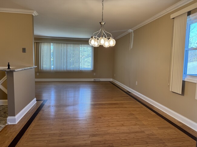 Building Photo - 16035 S Parker Rd