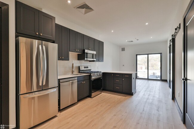 Foto del edificio - One bedroom apartment available at Waterma...
