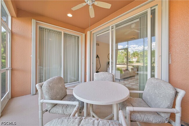 Building Photo - 9601 Spanish Moss Way