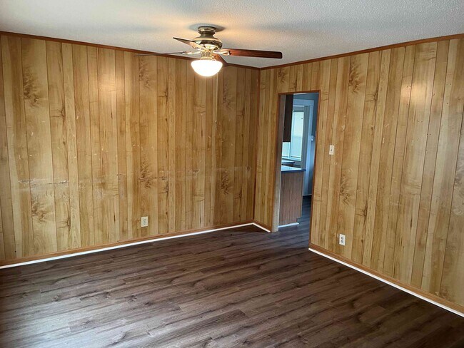 Foto del edificio - 603 Rock St SE