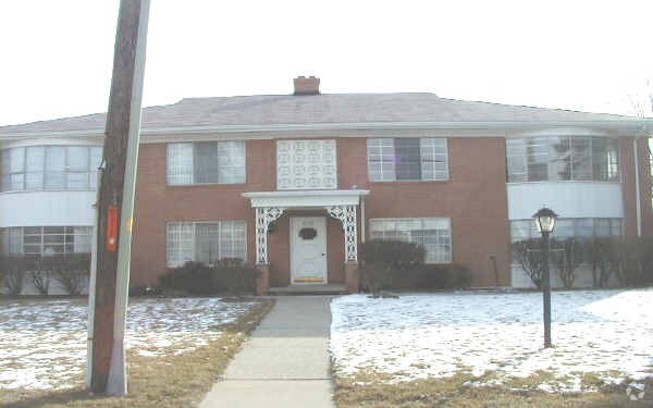 Building Photo - 2148 Richards Rd