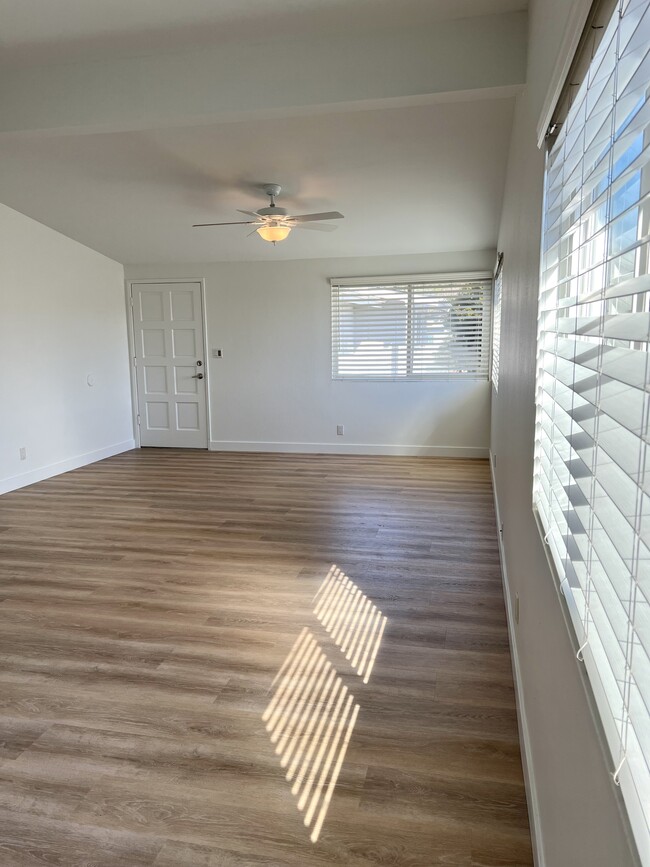 Building Photo - 155 Del Mar Shores Terrace