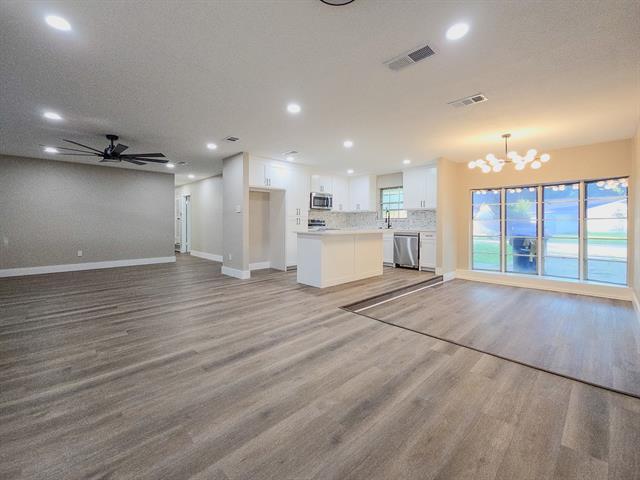 Building Photo - 133 Buie Dr