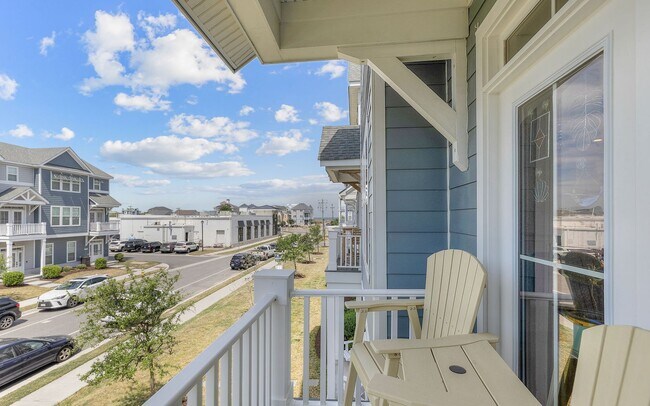 Foto del edificio - A MUST SEE!! 2-Bedroom Townhome In The Tern! Attached Garage - 400 Yards From Beaches - Dog Frien...