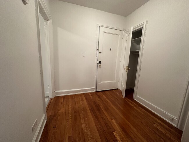 Foto del edificio - 1423 Mamaroneck Ave